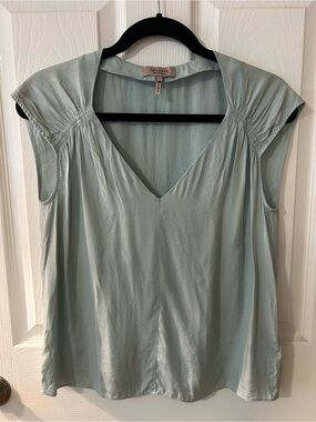 Rebecca Taylor Pale Seafoam V-Neck Cap-Sleeve Blouse